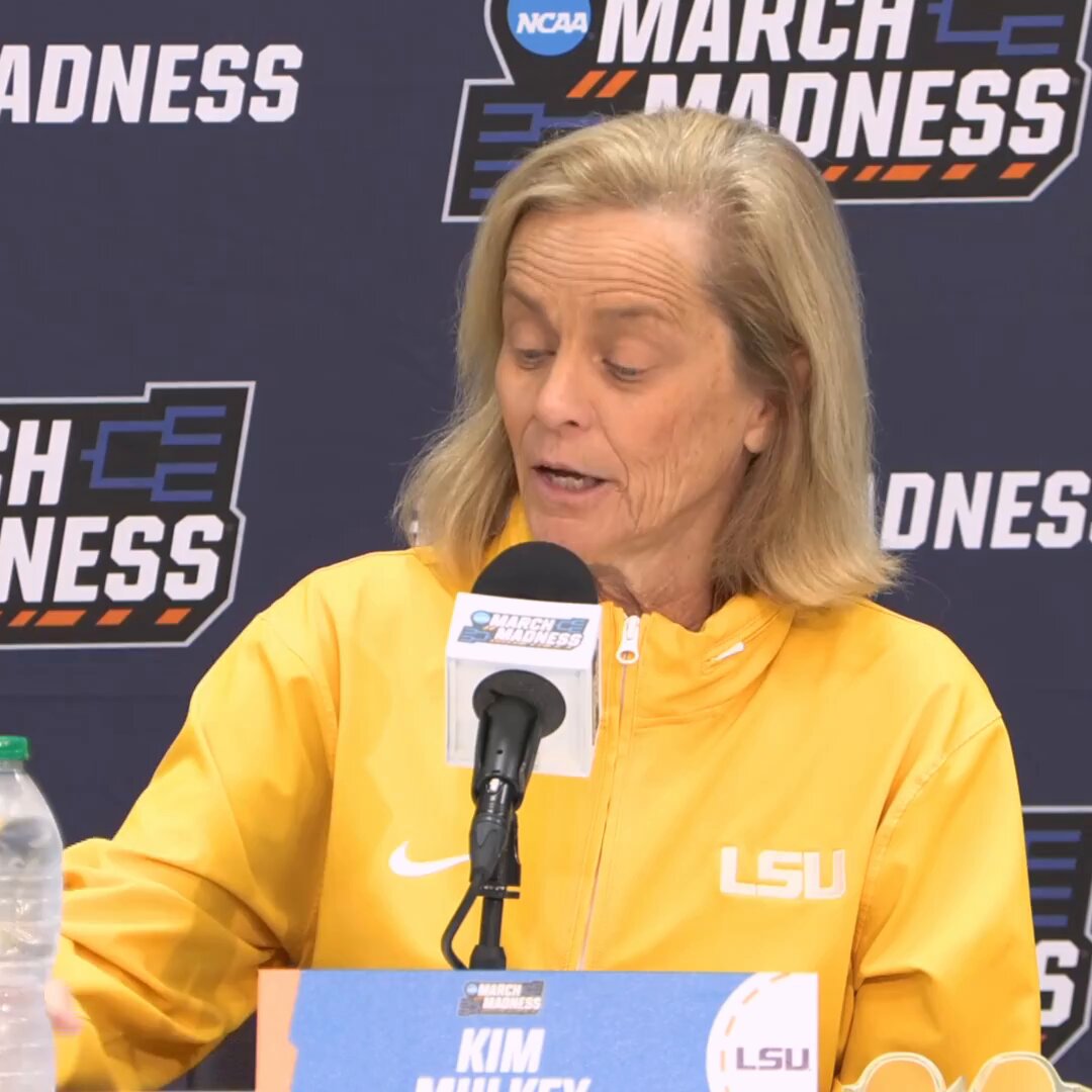 "I don't think people know Flau'jae's last name! She's just Flau'jae!" LSU coach Kim Mulkey gets emotional talking about the impact of Flaujae 4️⃣ Kim Mulkey