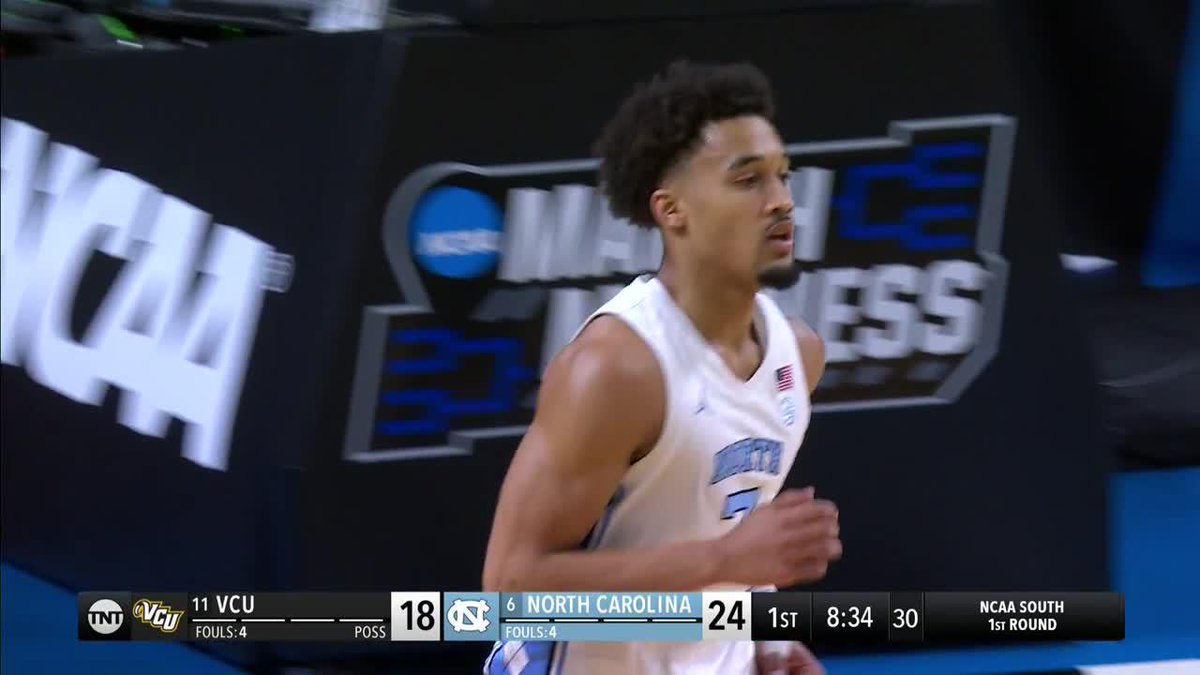 Tough defense into easy offense for UNC ๐ฅ Watch March Madness on TNT Sports