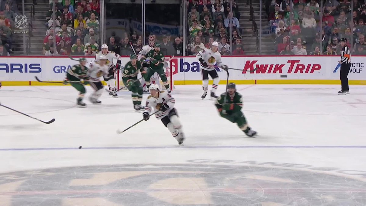 Bedard pickpockets and buries it! 🚨
