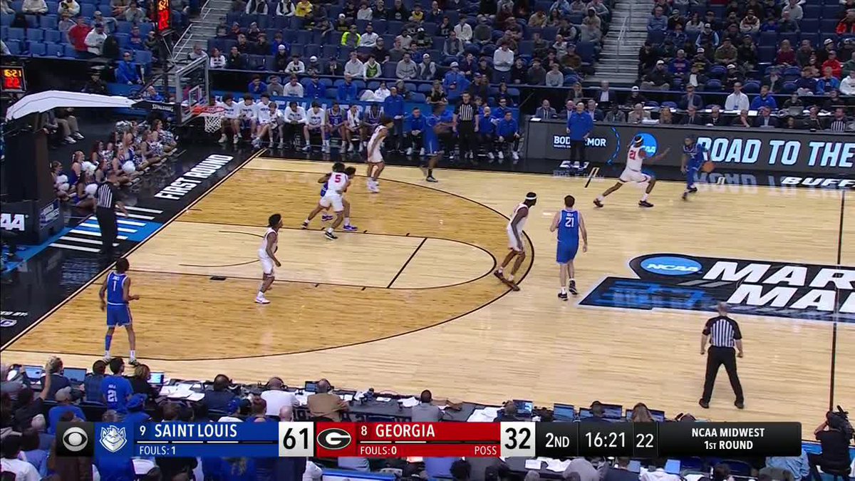 35-POINT LEAD FOR SAINT LOUIS. UNREAL 😳 54 OF 67 POINTS HAVE BEEN IN THE PAINT 🎨 #MarchMadness Saint Louis Men's Basketball
