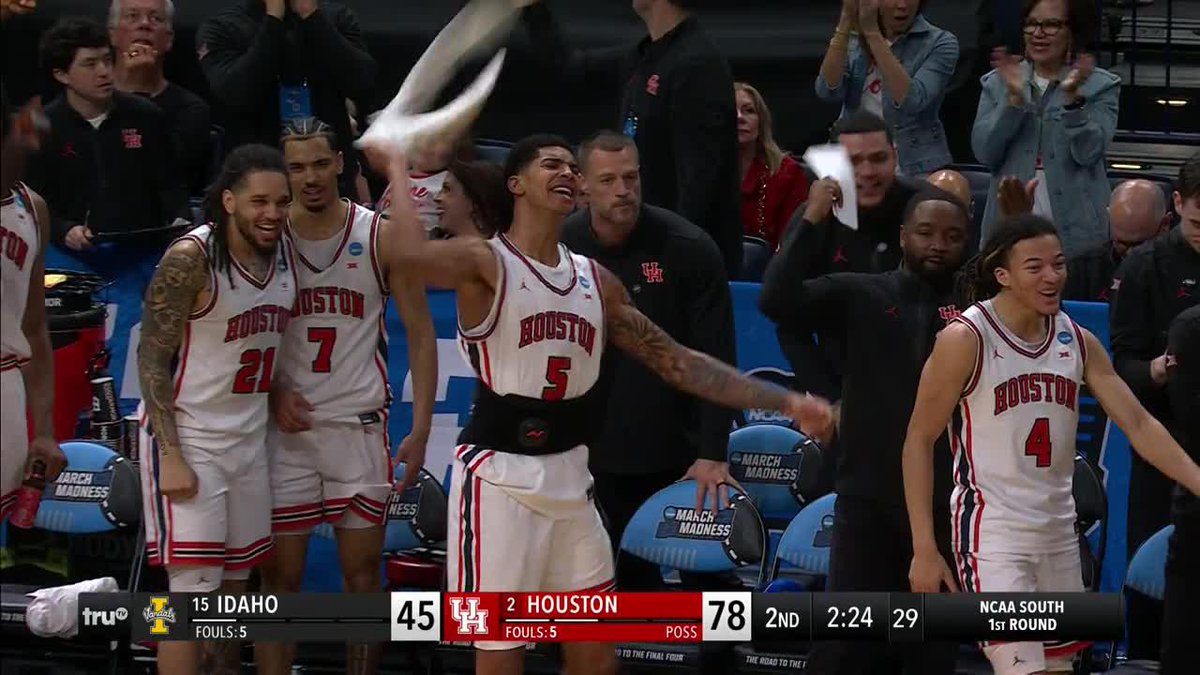 Mercy Miller steal into the SLAM 😤 No. 2 Houston is moving on after dominating No. 15 Idaho Watch March Madness on TNT Sports