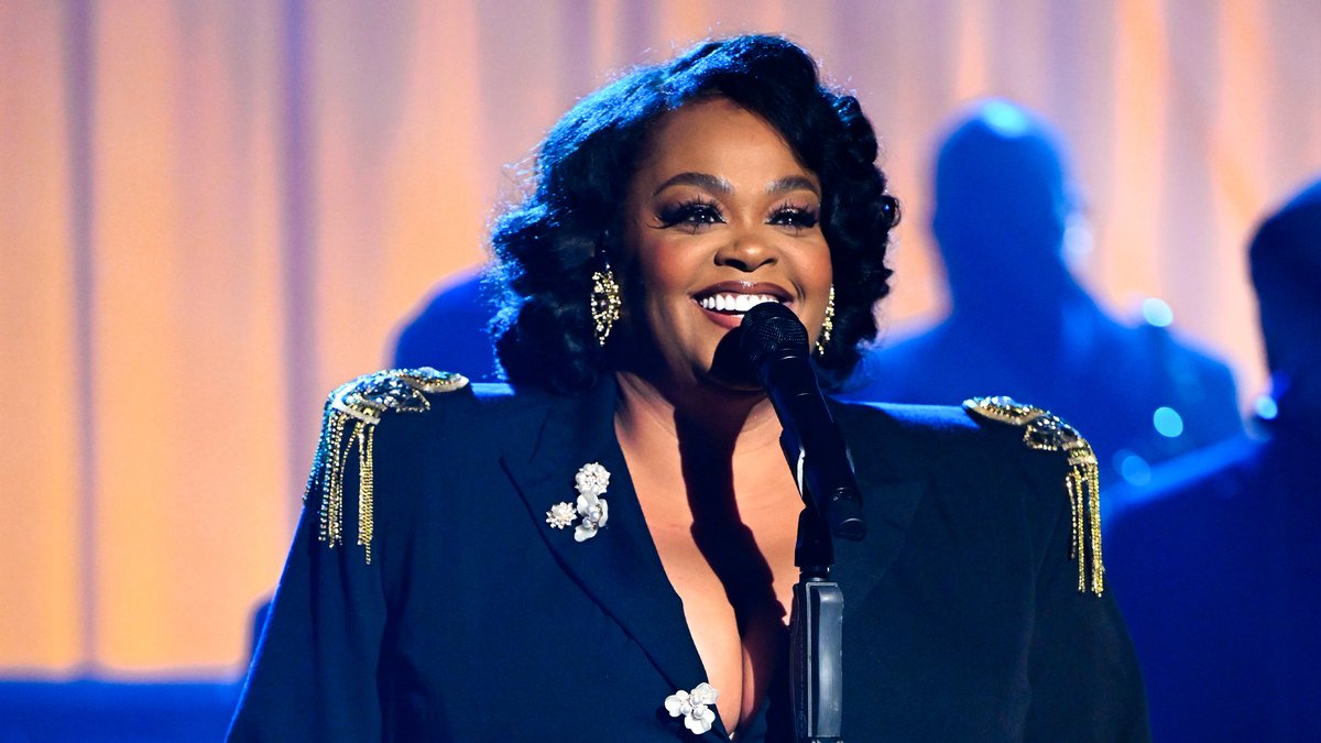 .⭐Jill Scott⭐ performs her number 1 on R&amp;B radio hit “Pressha”! Watch the full performance ⬇️ #FallonTonight