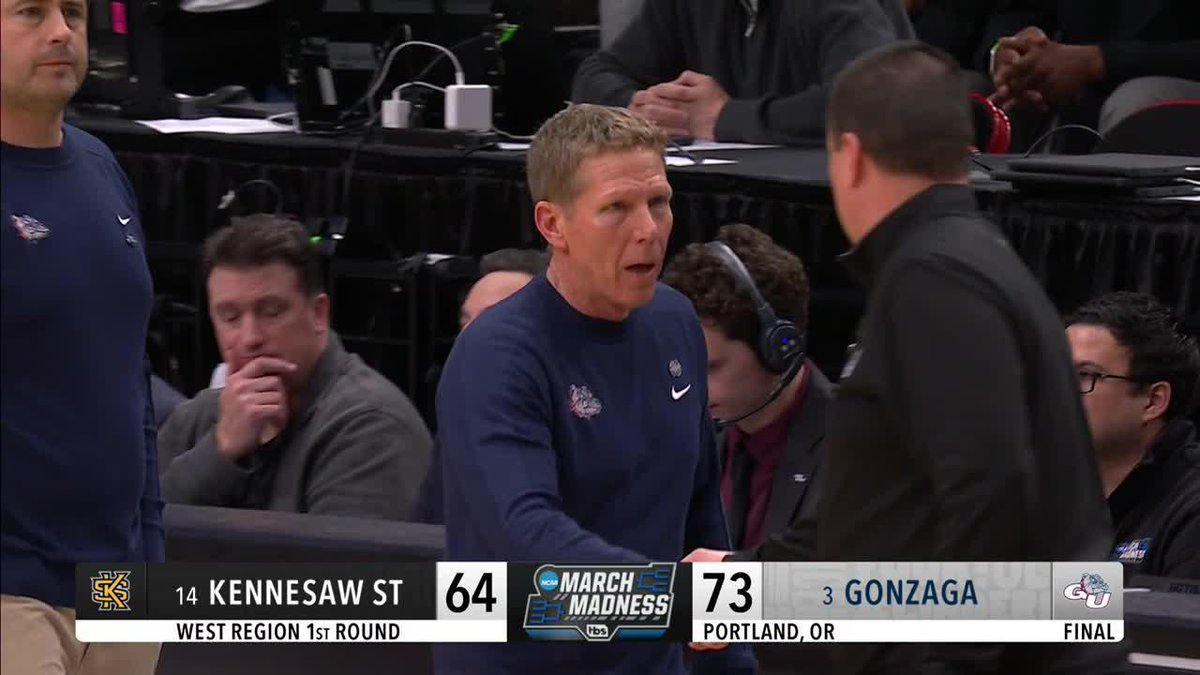 No. 3 Gonzaga moves on 🔥 Bulldogs takedown No. 14 Kennesaw State to advance