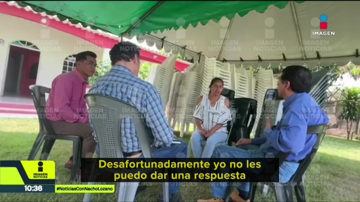 Una plaza de trabajo para un familiar directo, eso es lo que representantes de #Pemex le ofrecieron a la esposa de uno de los trabajadores que murió en el incendio de la #RefineríaOlmeca como reparación del daño. ¿Esta propuesta es legal? Las familias no están conformes: