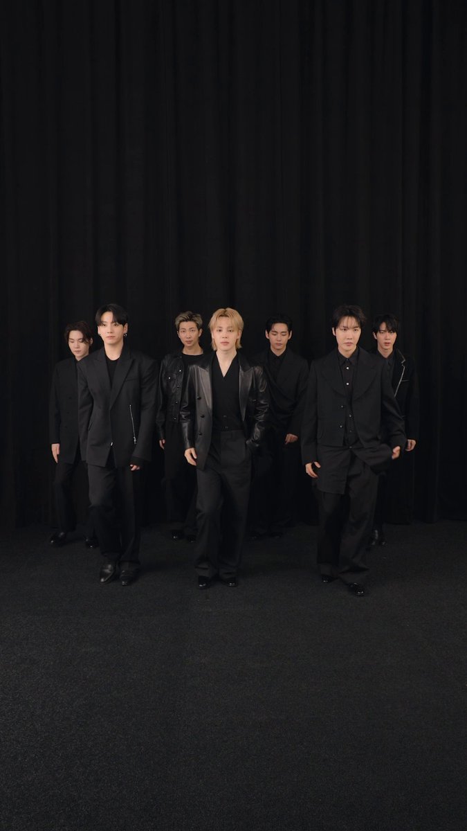 Kamu bisa liat versi full-nya di BTS THE COMEBACK LIVE | ARIRANG, disiarkan live 21 Maret, pukul 18:00 WIB di Netflix!