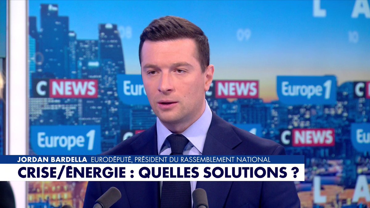 Jordan Bardella promet : «Si demain, je suis à la tête du gouvernement, j'irai à Bruxelles pour permettre à la France de récupérer un prix national de l'électricité» dans #LaGrandeInterview Toute l'info est à retrouver sur