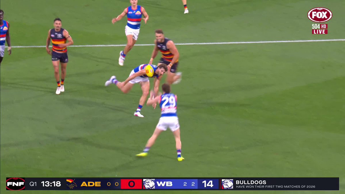 Joel Freijah kicks his second goal, following a controversial tripping free kick 😬 📺 Watch #AFLCrowsDogs on Ch.504 or stream on Kayo: ✍️ BLOG 🔢 MATCH CENTRE