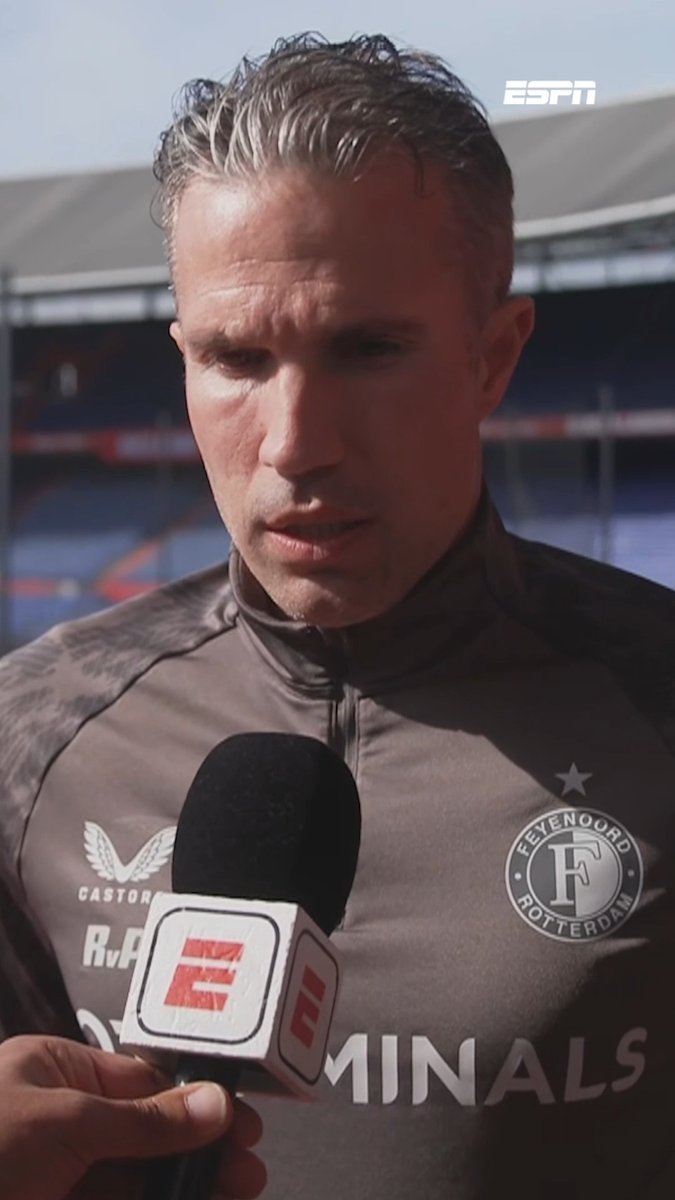 Robin van Persie met een blessure-update in aanloop naar De Klassieker 🔜