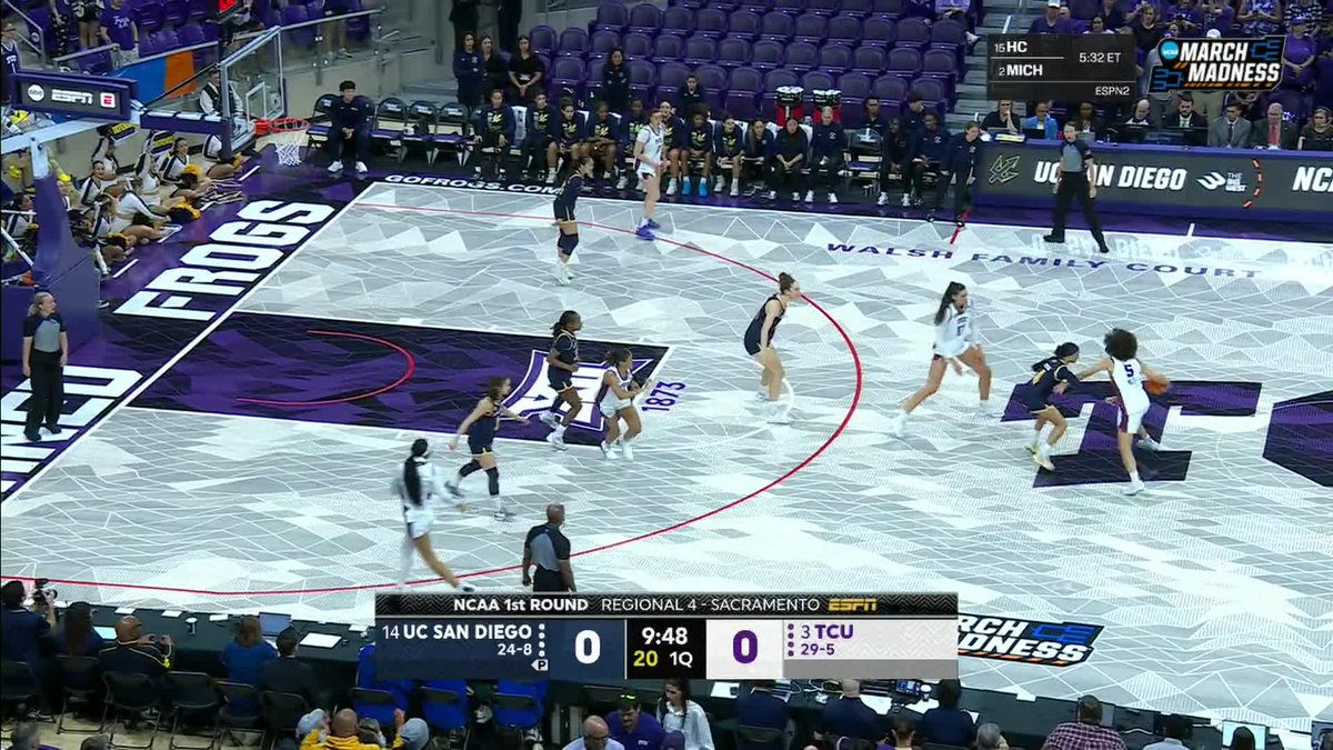 Olivia Miles is DEALING! Elite court vision 🥽