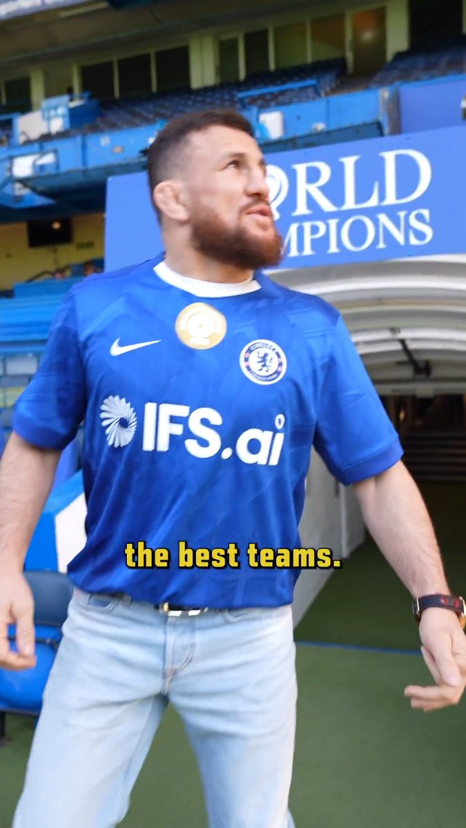 Blue is the Colour ⚽️ 🔵 #UFCLondon 🇬🇧 Merab “The Machine” Dvalishvili took a visit to Chelsea FC this week!