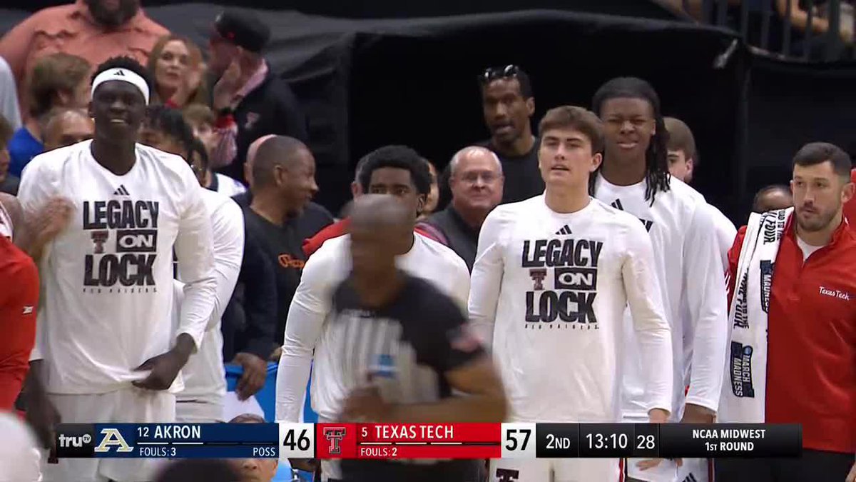 Christian Anderson slams it off the steal and Texas Tech Basketball takes an 11-point lead