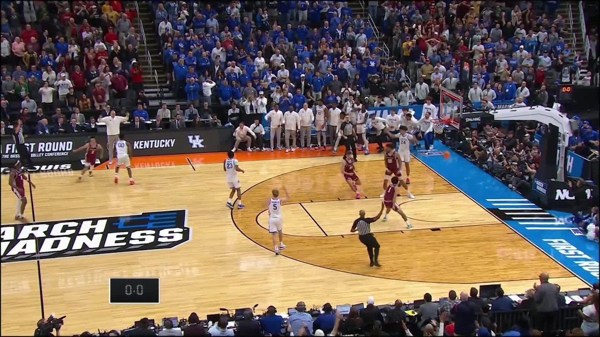 MAJOR ONIONS 😱 #MarchMadness
