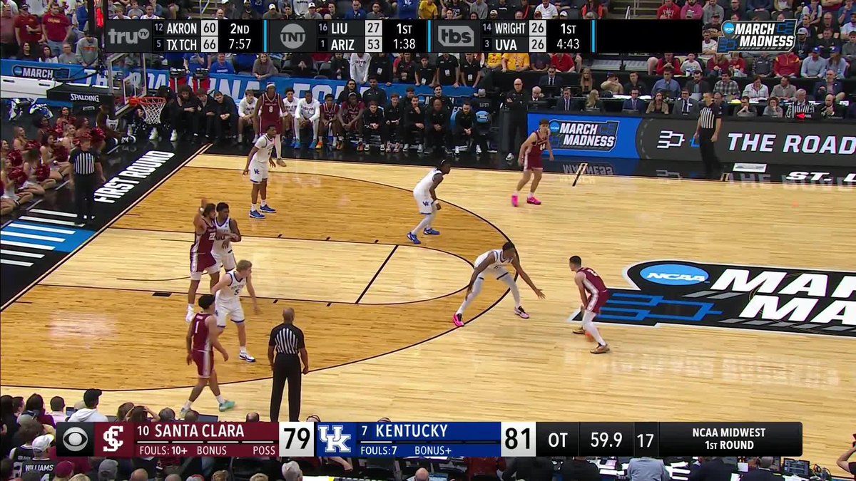 CATS UP FOUR 😸 #MarchMadness