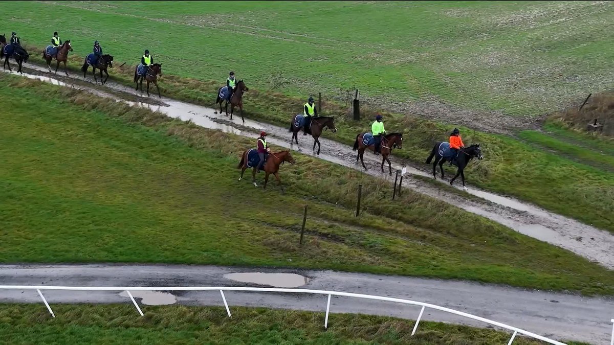 "We're really looking forward to the classics with him." Zavateri is set for a big three-year-old campaign 💪 #ITVRacing | Eve Johnson Houghton | Great British Racing