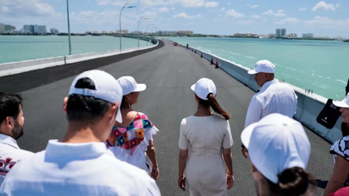 Les muestro el puente Nichupté: más de 11 kilómetros sobre la zona lagunar de Cancún para acceder a la zona hotelera. ¡Bellísimo!