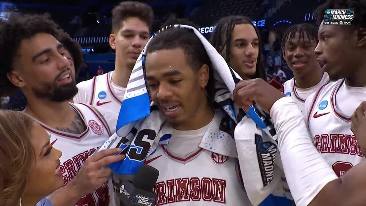 “Y’all can’t lie. This dude play like Shai [Gilgeous-Alexander.]” Labaron Philon Jr. gets HIGH praise from his teammates after his big game lead Alabama to a win over Hofstra 😳