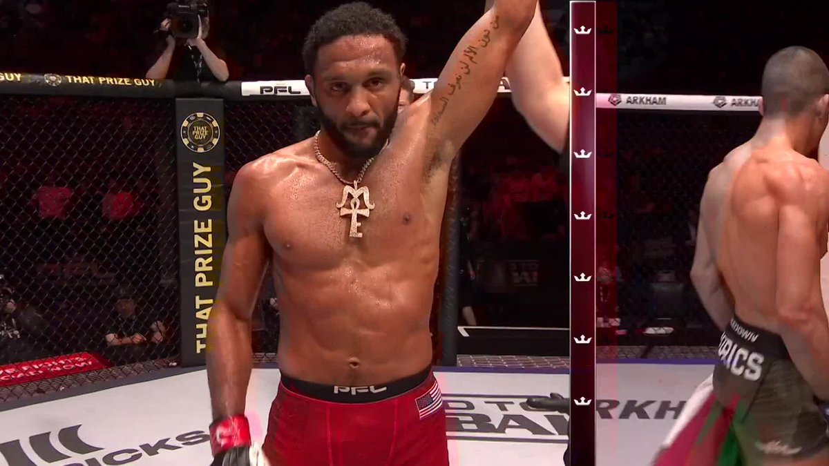 2位 AJマッキーが4位 アダム・ボリッチに3-0の判定勝ち！ #PFLMadrid