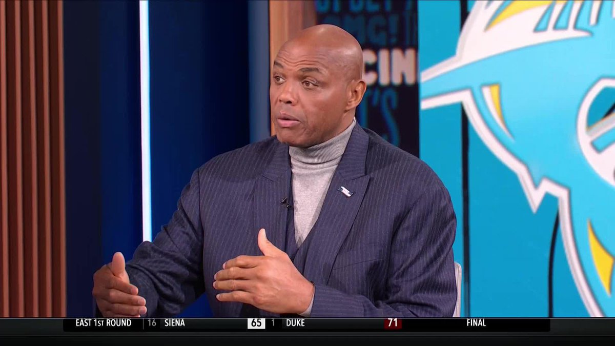 "I wanted to salute those young guys. They had a terrific season." 🫡 Chuck gives Miami (OH) their flowers for a memorable run.