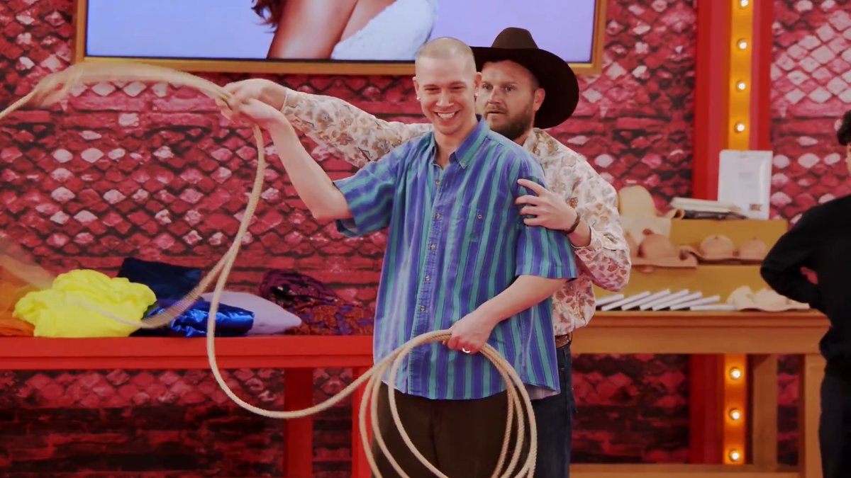 Category is... Rope, ride, and roll! ๐ค #DragRace