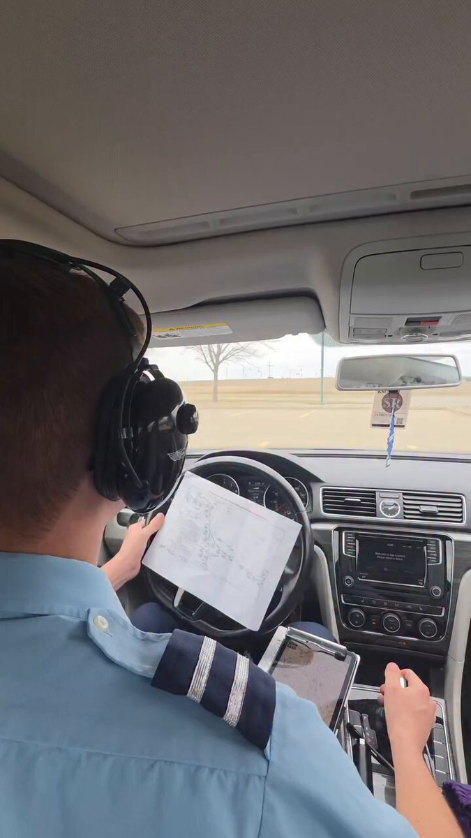 The parking spot approach 🤣 🎥IG micahpilot