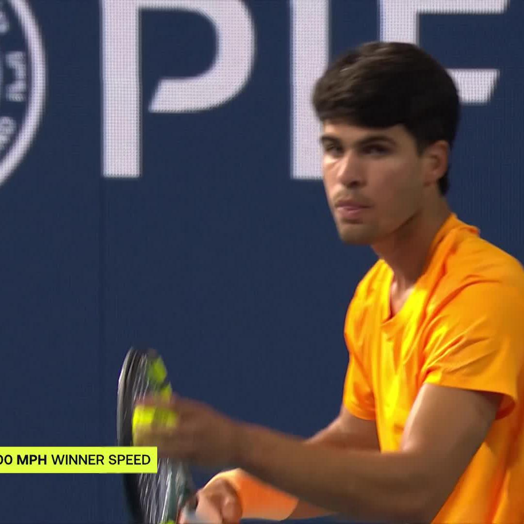 Carlos Alcaraz hits a 100 mph forehand against João Fonseca in Miami. 🤯 Blast off. 🚀🚀🚀🚀🚀