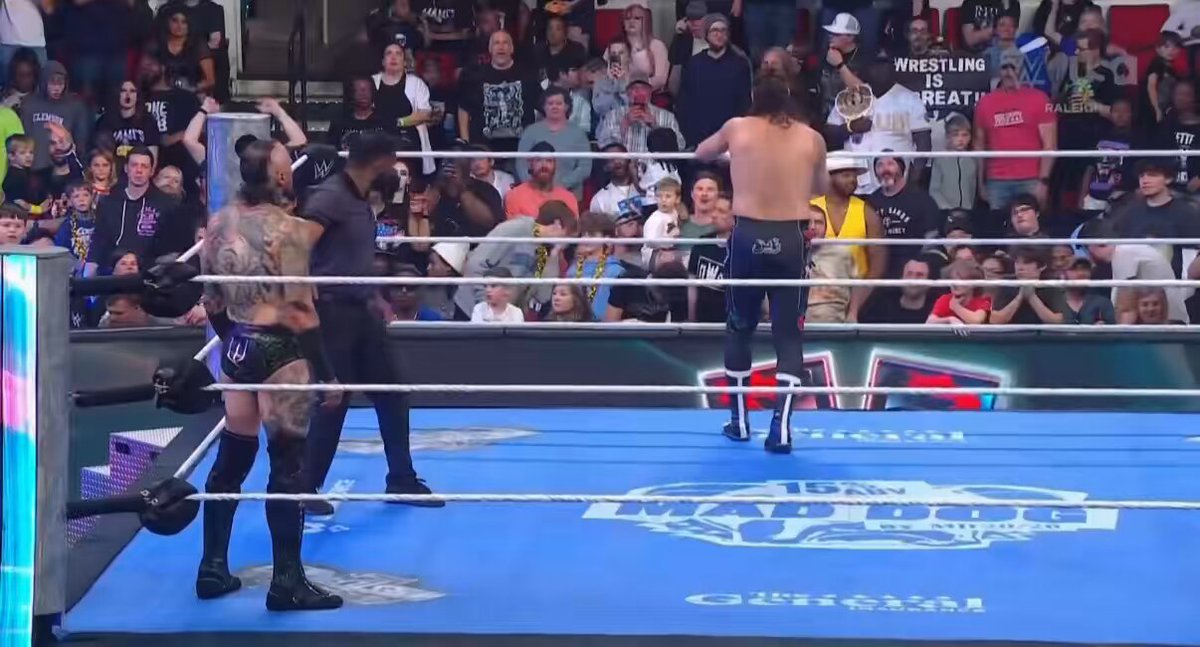 TRICK WILLIAMS JUST FLEXED ALL OVER SAMI ZAYN BRO 😭 THE BEST ENTRANCE IN WWE TODAY #Smackdown