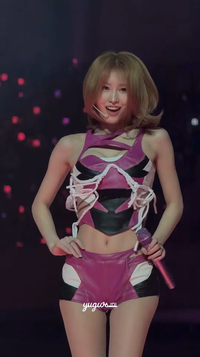 可愛いのは当然可愛いんだけど大丈夫なのかな💦 これが世界トップK-POPアイドルの筋の通し方ってやつ…？