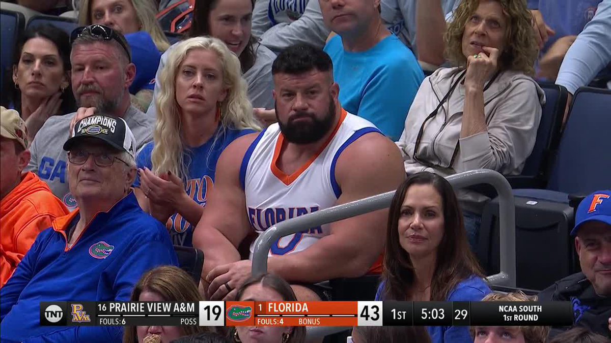 This Florida fan is a UNIT ๐คฏ Oh my. Watch March Madness on TNT Sports