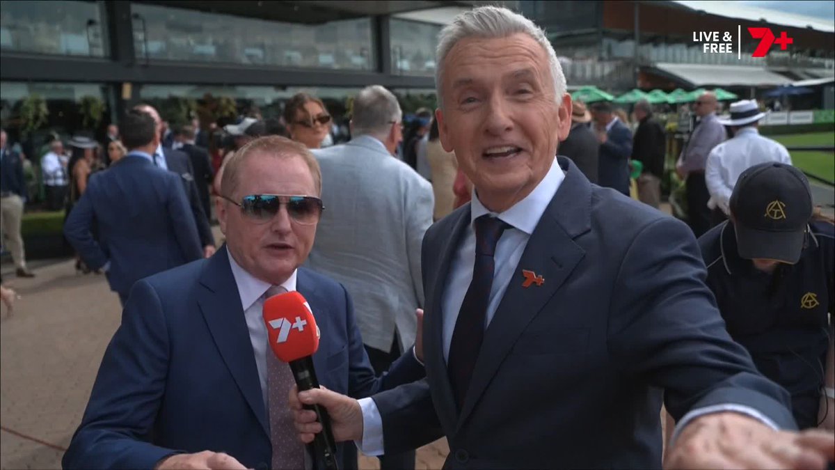 "I would have got 200 if I hadn't gone to Hong Kong" 🤣 There's only one R.S. Dye! A Slipper Day special this interview...