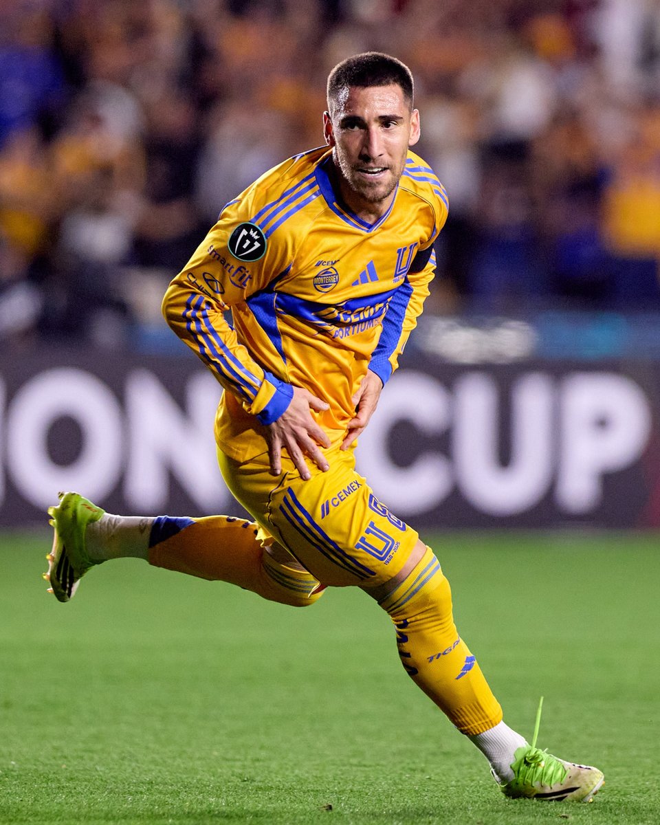 Sí, Gignac peleando el balón,sí “Chicha” dándole para el frente, sí Correa siendo ofensivo,sí golazo de Gorriarán Pero el actor intelectual del gol de la remontada fue el recogebalones. Mira cómo en corto le da el balón a Gignac para el saque de banda🤌