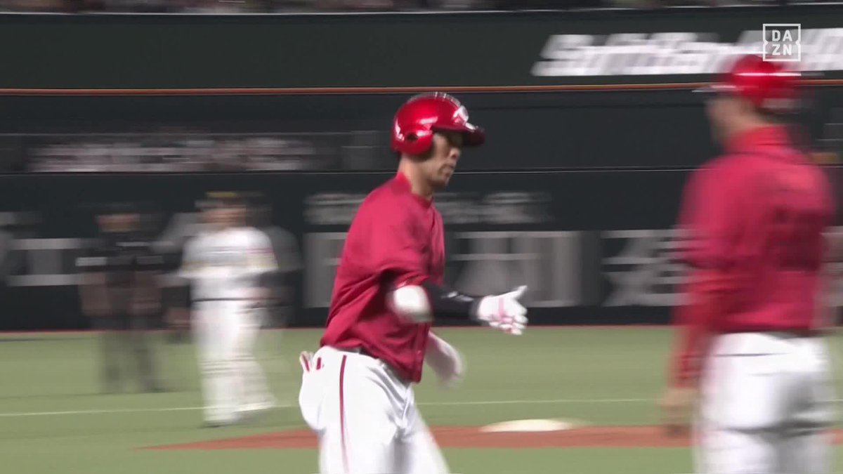 高めをしばいた 打球はテラスへ 秋山翔吾がホームラン ⚾️ソフトバンク×広島(オープン戦) #carp DAZNならオープン戦も見られる📱 ✔ 月々2,300円(年間プラン・月々払い) ✔ 初月無料キャンペーン中(〜4/19まで) ▶ 視聴はこちら