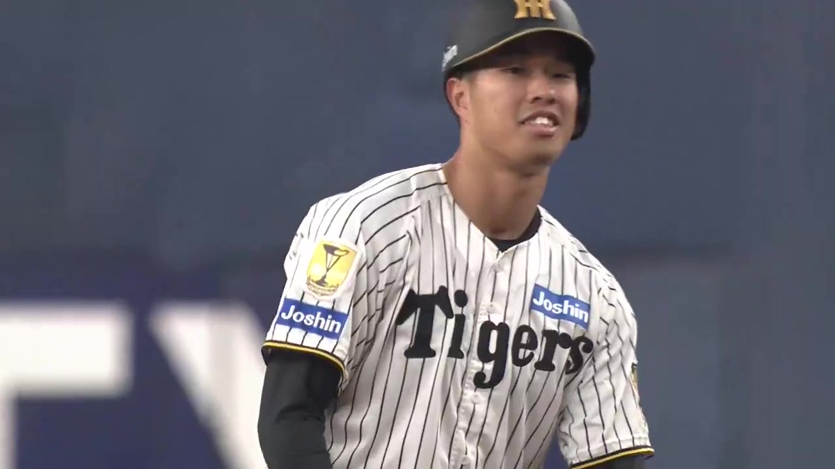 判定覆る！5回裏、俊足が売りのルーキー岡城選手がOP戦初盗塁！