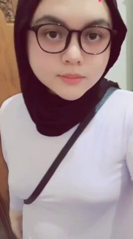 Selamat lebaran ✨ #cder #cdermuslim #tobrut #sange #kontol #shemale #waria #jakarta #sange #cantik #nyepongkontol #openbo #openbo #bo #femboy #ladyboy #hijabcrot #HijabNakal #kontolsange #kontollokal #memekbasah #ngentotmemek #ngewebrutal #sex #dick