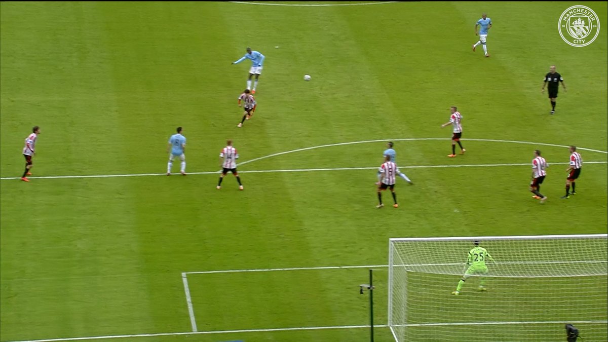 A stunning strike 🤯 🩵 Yaya Touré