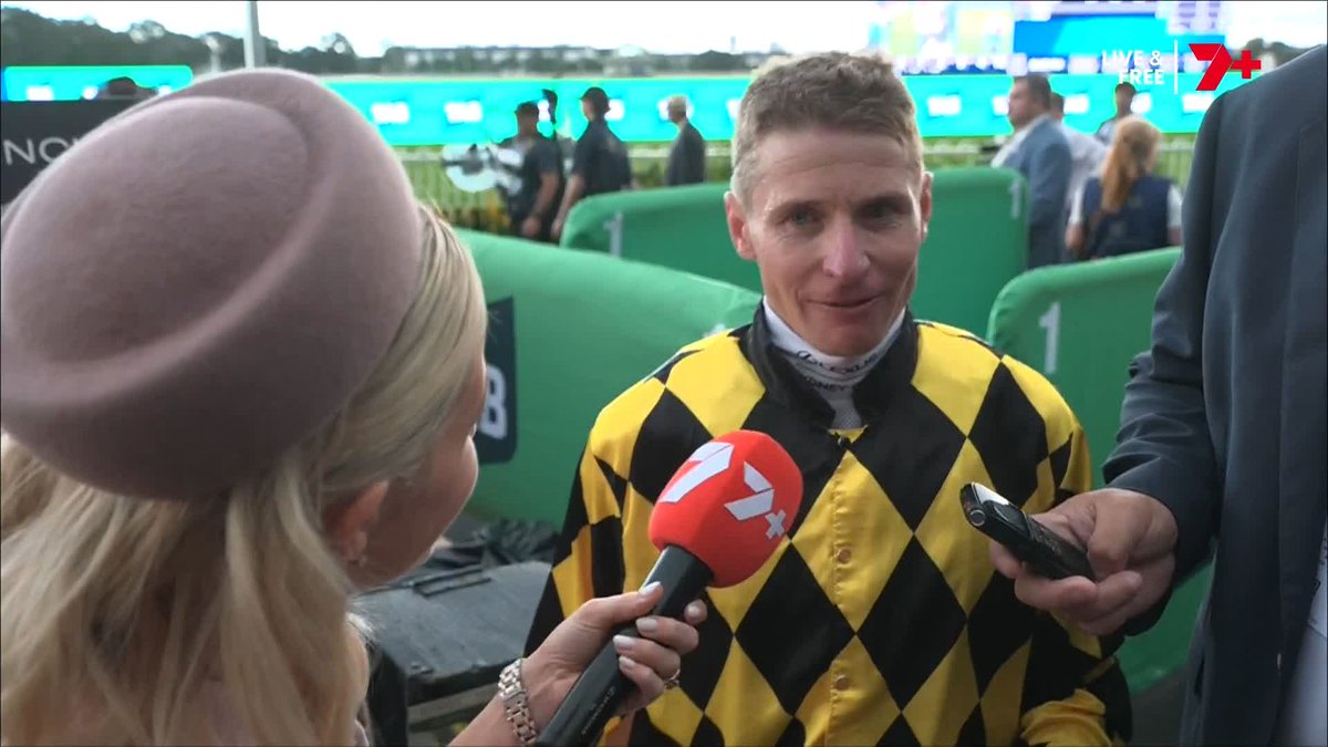 “I wouldn't be shying away from any horse in the country.” 😱 Is AUTUMN GLOW the best horse in Australia at the present moment? 👑 🇦🇺