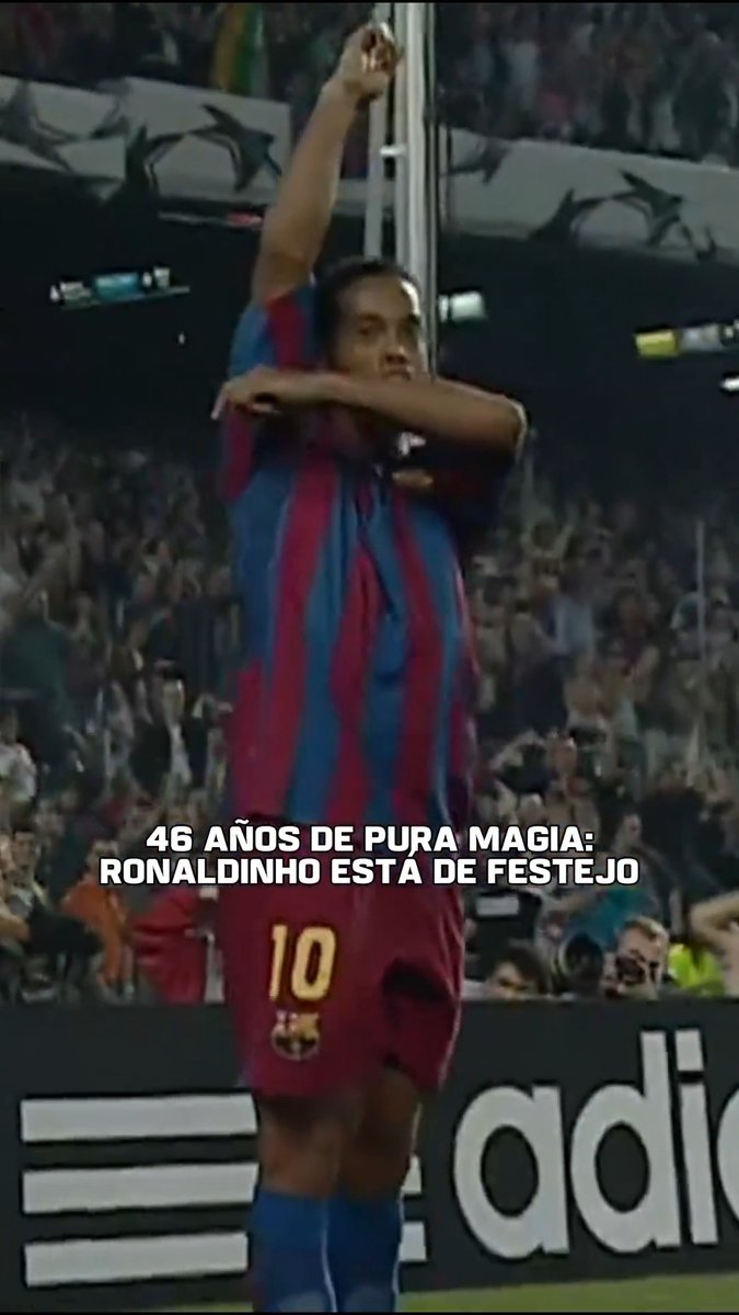 ¡EL JOGO BONITO ESTÁ DE FESTEJO! El gran Ronaldinho está cumpliendo 46 años y lo celebramos recordando toda su magia que desparramó en la cancha 🔥🪄 📺 UEFA Champions League