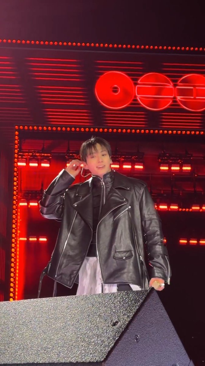 😭🥹🤳🏼 잊을 수 없는 순간들. <BTS 컴백 라이브: ARIRANG> 지금 오직 넷플릭스에서. #BTSLiveonNetflix #BTS_ARIRANG