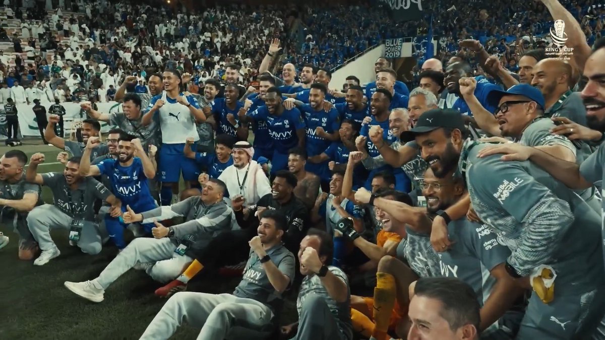 لحظات حسم التأهل 🔝✨ دعوة للاستمتاع بأجواء ملعب الإنماء 🏟️🤩 #الأهلي_الهلال #أغلى_الكؤوس 🏆