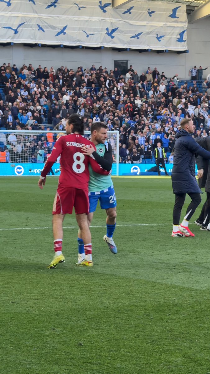 James Milner shares a moment with his former teammates at full-time after Brighton’s win over Liverpool 🤝