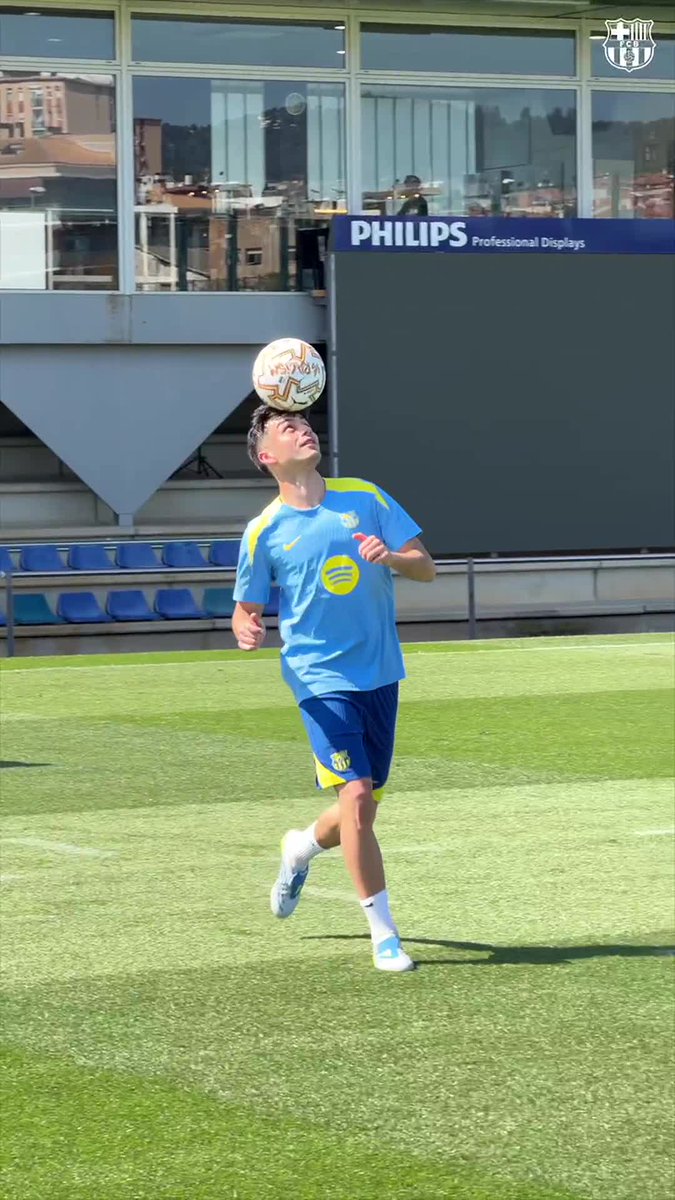 Ptdrrrr… 𝗣𝗘𝗗𝗥𝗜 🇪🇸 𝗠𝗔𝗜̂𝗧𝗥𝗜𝗦𝗘 𝗧𝗢𝗨𝗧 𝗧𝗘𝗖𝗛𝗡𝗜𝗤𝗨𝗘𝗠𝗘𝗡𝗧 𝗠𝗘̂𝗠𝗘 𝗔𝗩𝗘𝗖 𝗦𝗔 𝗧𝗘̂𝗧𝗘. 😭🪄 C’est très très dur à faire ça. 🤯