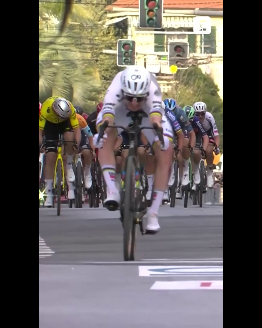Manda questo video a una persona che (per sua sfortuna) si è persa una delle Milano-Sanremo più belle degli ultimi anni 🤩📲 #Ciclismo #Cycling #MilanoSanremo #Pogacar