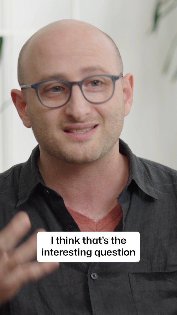 Is AI making us all use the same tools, or is it empowering us to try new things? 🤔 The Head of GitHub Next, Idan Gazit, sees two trends colliding: • Consolidation around popular frameworks where AI excels • Lower barriers to programming languages you've never written What do you predict will win out? Gather more insights here. ⬇️