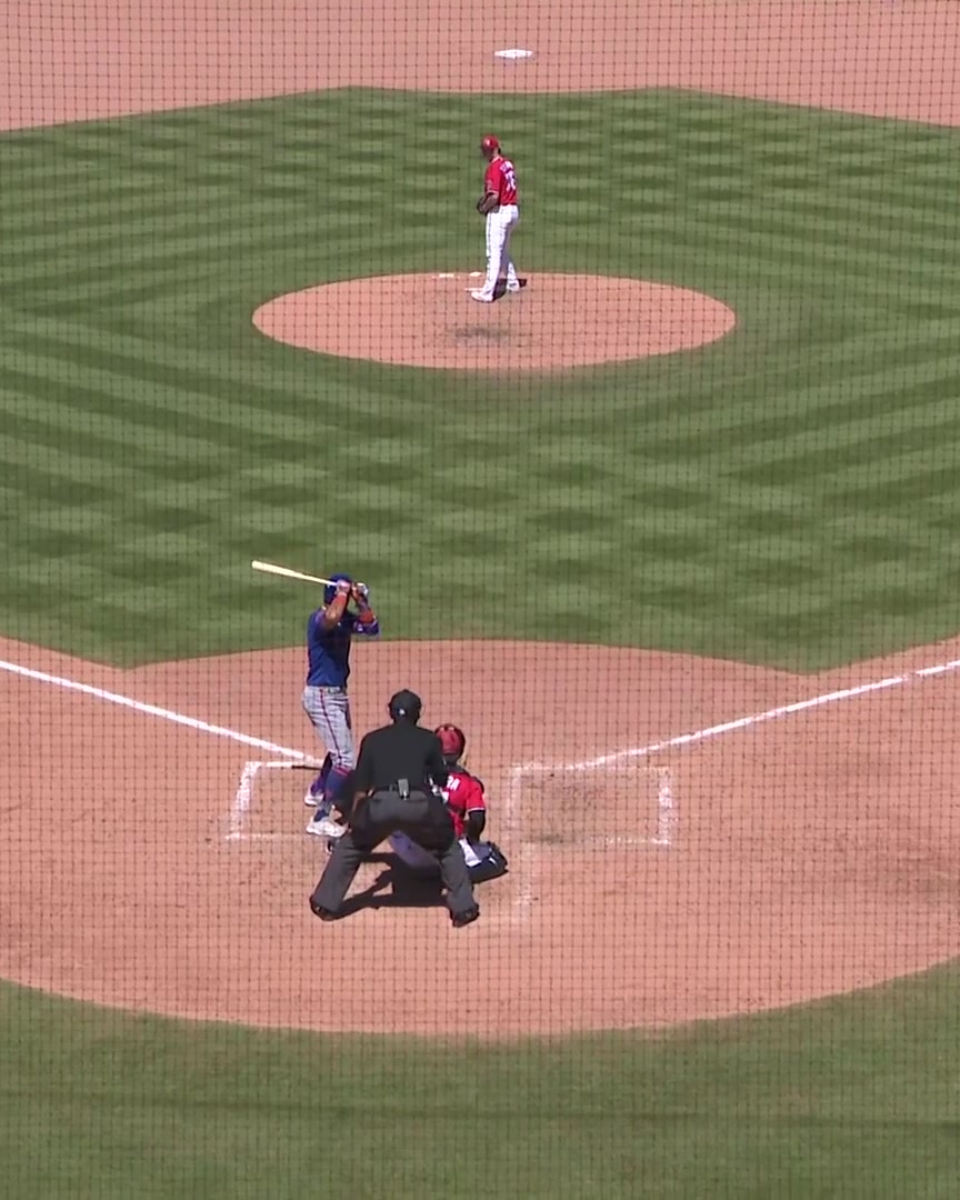 Mark Vientos launches a solo shot!