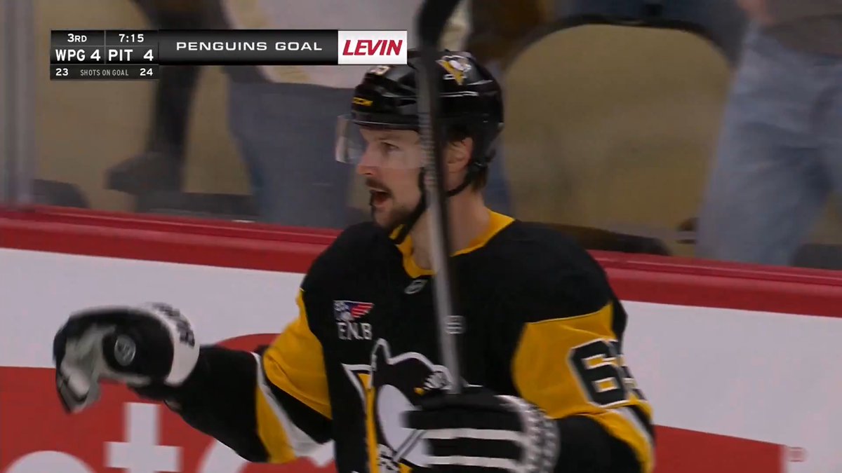 EK65 is on another PLANET right now 🪐 Erik Karlsson now has: 🐧 Two goals today 🐧 Back-to-back two-goal games 🐧 10 points in his last four games 🐧 Four consecutive multi-point games