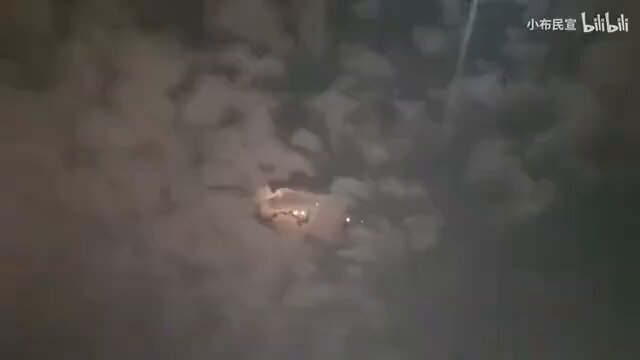 3月21号晚，大家看看👀福建上空到底发生了什么?多地网友同时拍到!