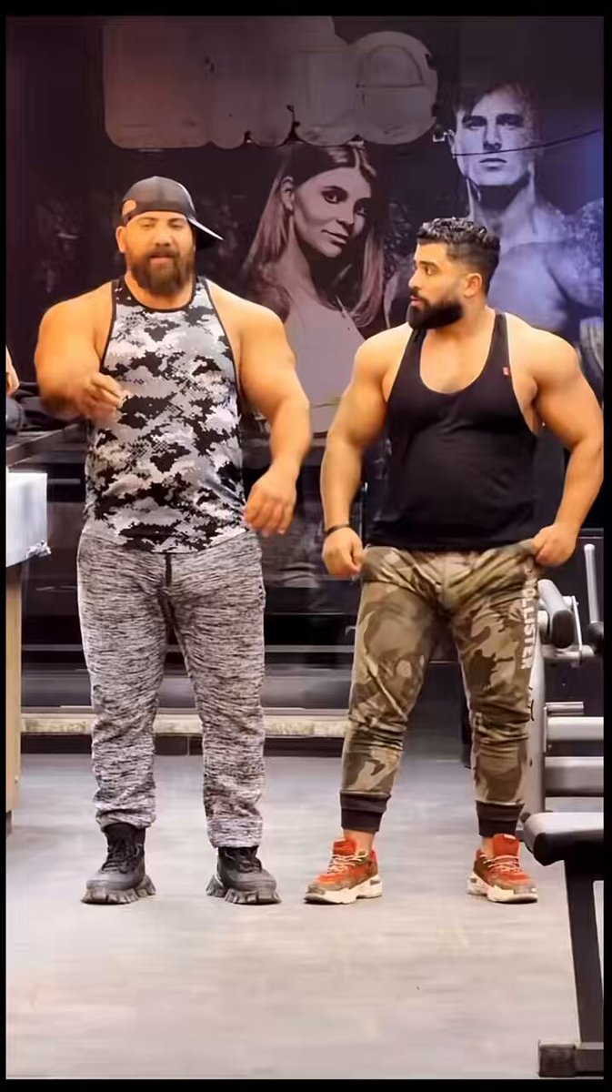المواضيع كبيره اوي يا شباب في ايه 😂🍆🔥💪🏻♥️