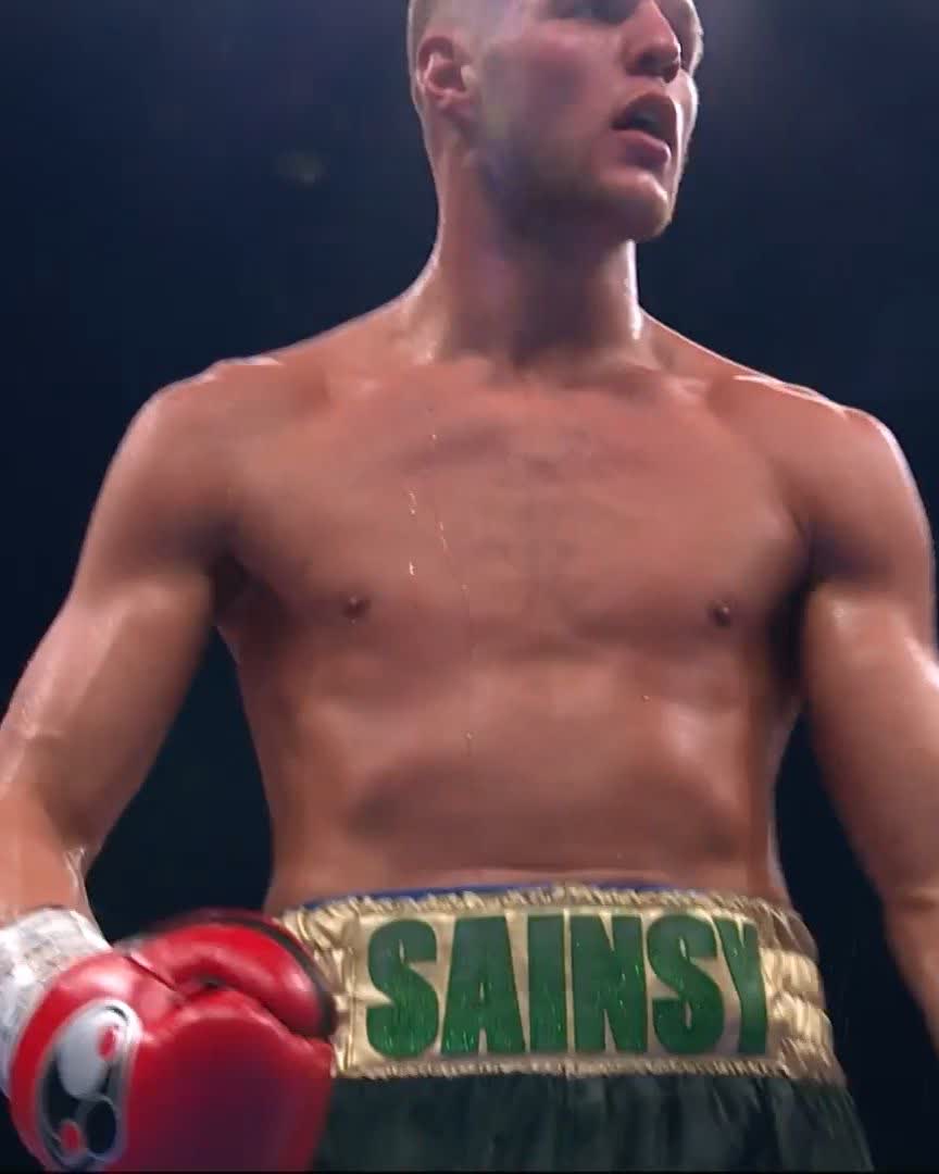 SAINS RETAINS 👊 Majority decision victory for the English Middleweight Champion: 95-95, 97-93, 96-94. #LiddardDenny live on DAZN