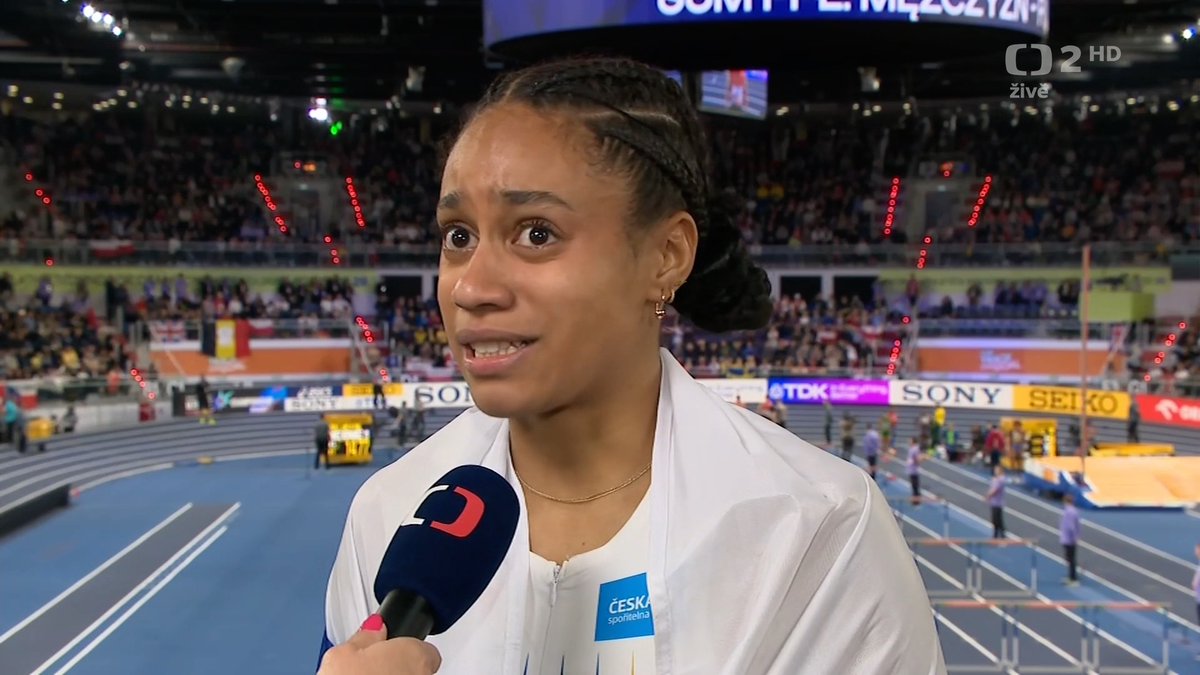 🗣️ "Vůbec jsem nečekala, že bych mohla zaběhnout takhle kvalitní čas a získat zlatou medaili. Je to prostě neuvěřitelné," poznamenala Lurdes Gloria Manuel 🇨🇿🏃♀️ po vítězné čtvrtce na halovém mistrovství světa. 🥇 Více 👉