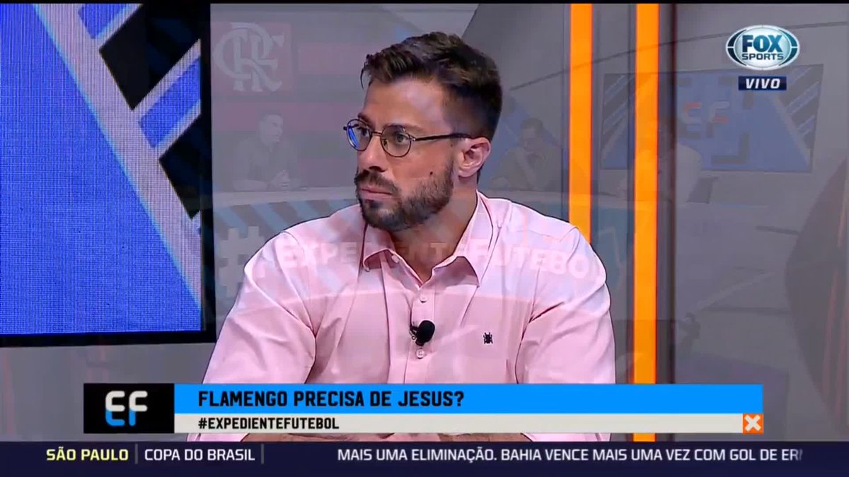 E quando o Jorge Jesus estava vindo pro Flamengo e a mídia paulista massacrou o JJ. "Que porcaria de grife é essa?" "Ele não sabe o que é o Flamengo." "Vai apostar num cara que tem três títulos da porcaria do campeonato português?"