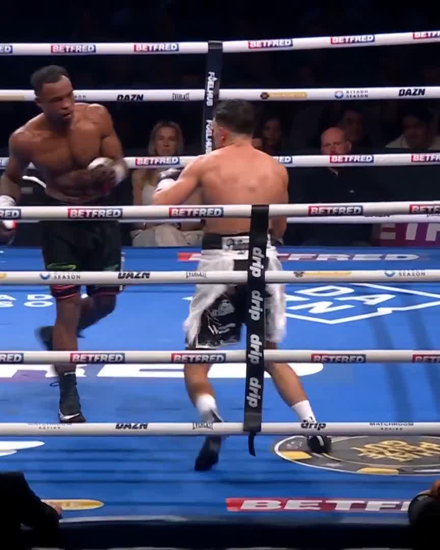What a round 💥 Round 11 #LiddardDenny | DAZN Boxing